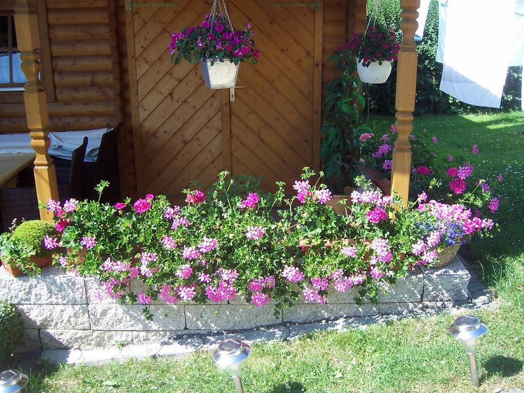 Apartamento Haus Rossner Nemmersdorf Exterior foto